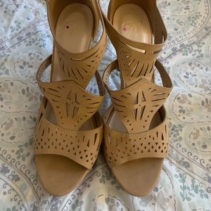 Size 11 Tan Stilettos 👠